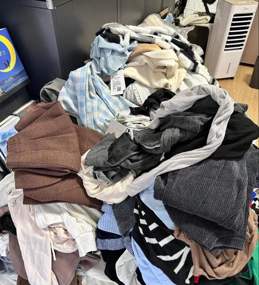 Ngoài 50 tuổi, đừng tiếc 6 món đồ này - buông bỏ đi bạn sẽ thấy nhà cửa gọn gàng, tinh thần nhẹ nhõm hẳn - Ảnh 4.