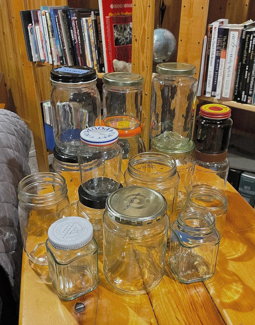 Ngoài 50 tuổi, đừng tiếc 6 món đồ này - buông bỏ đi bạn sẽ thấy nhà cửa gọn gàng, tinh thần nhẹ nhõm hẳn - Ảnh 6.